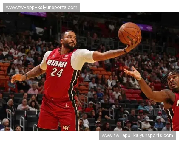 宿命的交响乐：重温热火vs雄鹿巅峰对决，那段被镜头永久封存的铁血史诗