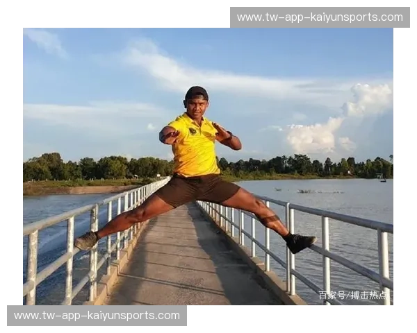 拳台上的璀璨星辰：播求对决顾辉，一场不容错过的视觉盛宴！